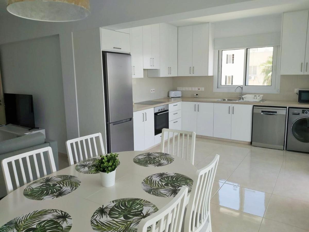 Dinglis Residences 31 Ларнака Екстериор снимка